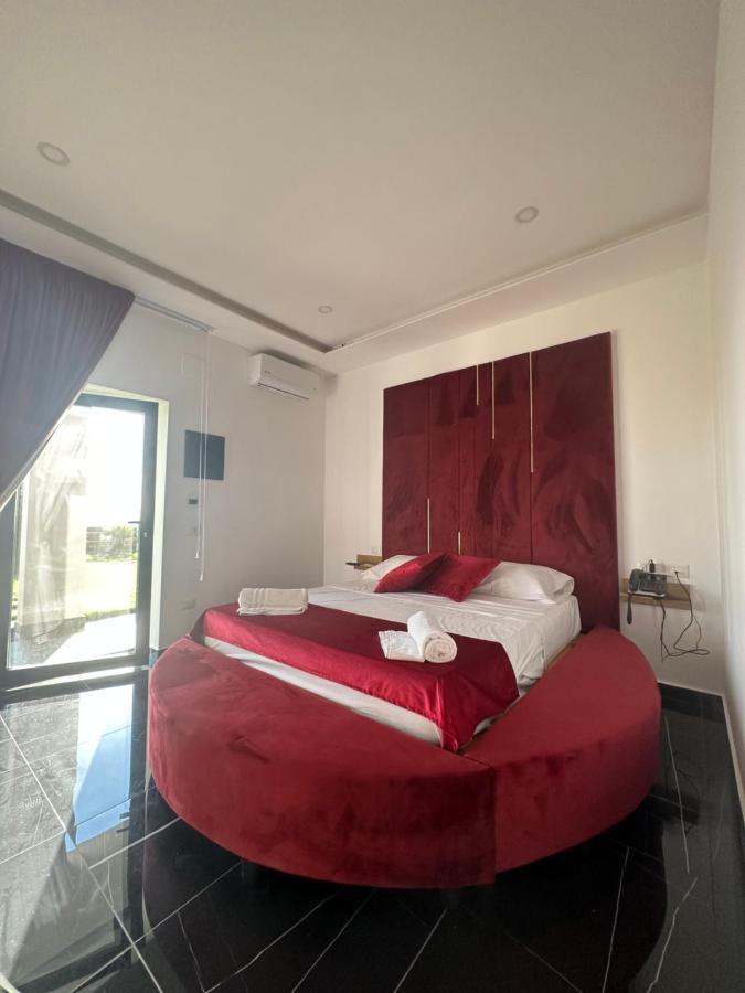 ליקולה Moonluxuryresort מראה חיצוני תמונה